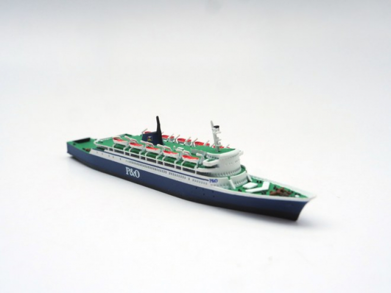 Fähre "Ionic Ferry" dunkelblauer Rumpf P&O (1 St.) GB 1991 Risawoleska RI 730d